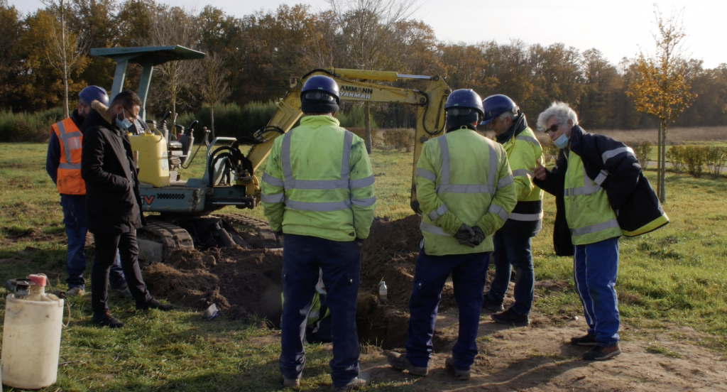 Real-time detection of mechanical impact on buried pipelines